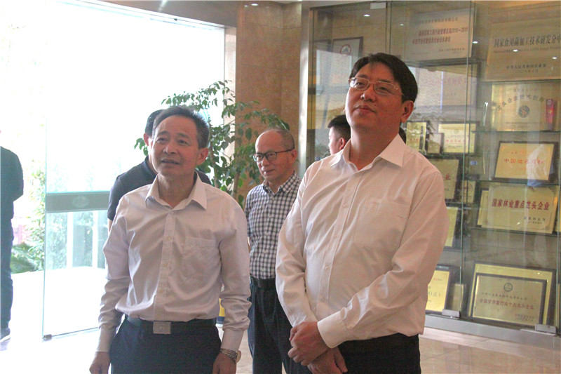 中國(guó)靈芝十大品牌|仙客來(lái)靈芝|仙客來(lái)靈芝破壁孢子粉|仙客來(lái)孢子油|仙客來(lái)靈芝飲片|仙客來(lái)破壁孢子粉|仙客來(lái)靈芝中藥飲片|馳名商標(biāo)|tianyabagua.cn|