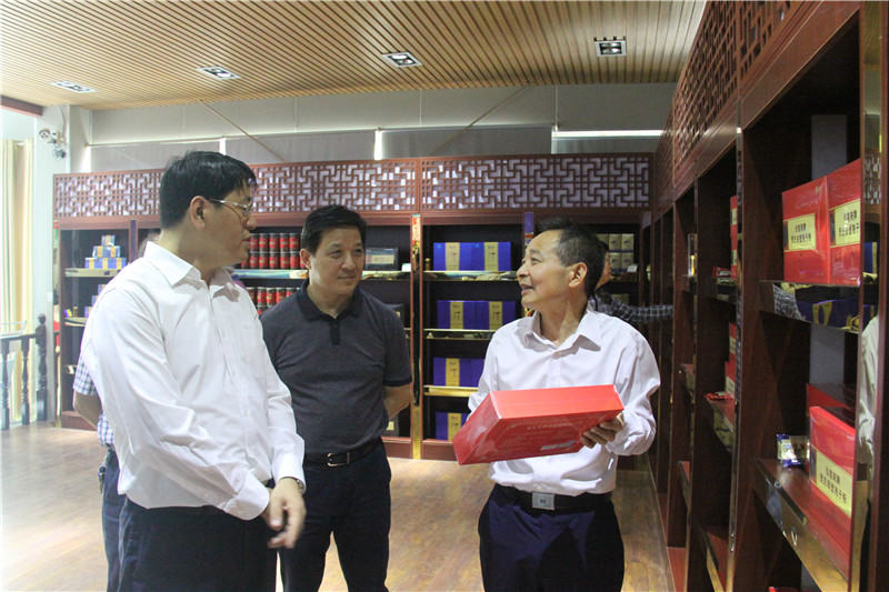 中國(guó)靈芝十大品牌|仙客來(lái)靈芝|仙客來(lái)靈芝破壁孢子粉|仙客來(lái)孢子油|仙客來(lái)靈芝飲片|仙客來(lái)破壁孢子粉|仙客來(lái)靈芝中藥飲片|馳名商標(biāo)|tianyabagua.cn|