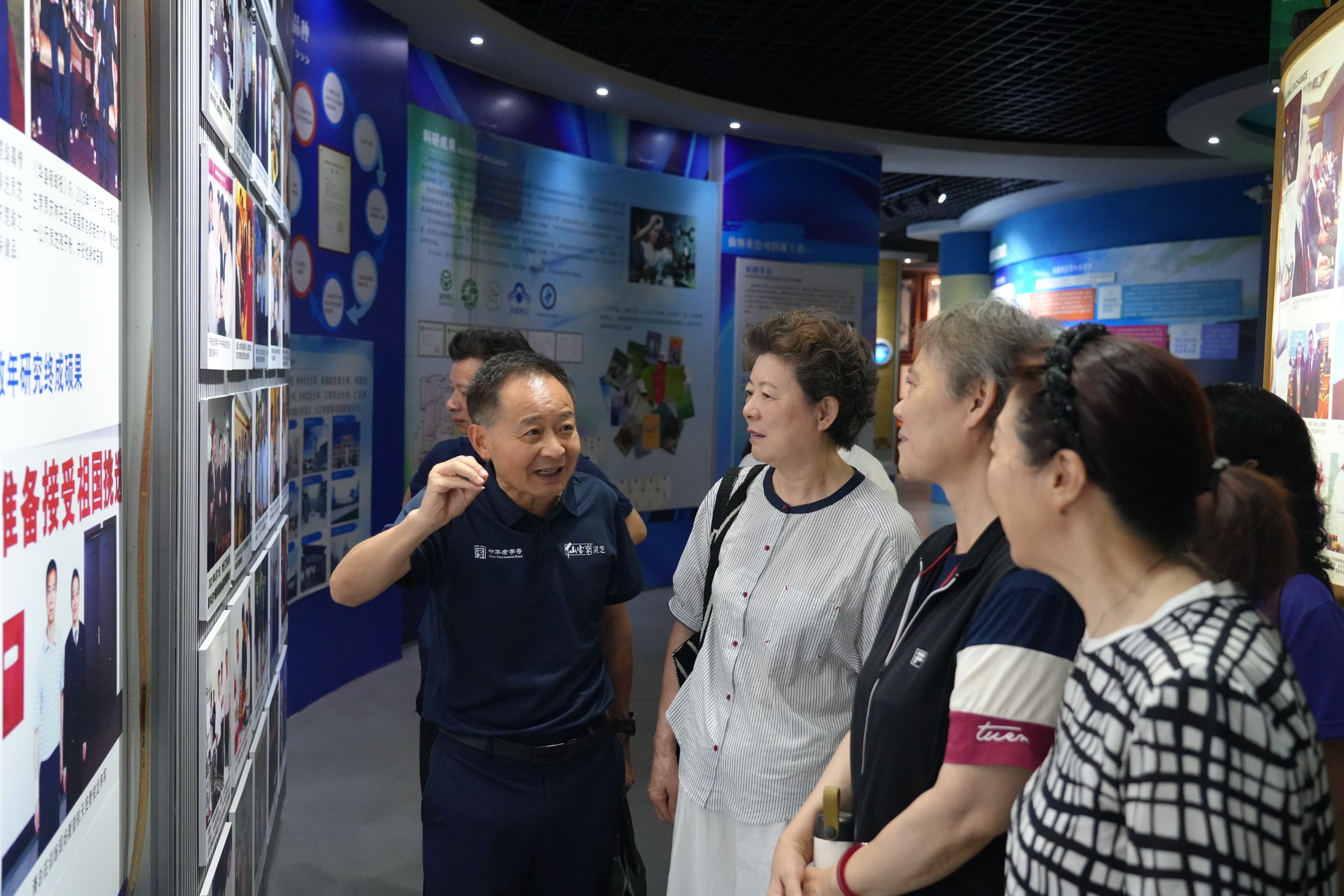 杭州亞運(yùn)會(huì)官方靈芝產(chǎn)品供應(yīng)商|杭州亞運(yùn)會(huì)官方供應(yīng)商|中國(guó)靈芝十大品牌|仙客來(lái)靈芝|仙客來(lái)靈芝破壁孢子粉|仙客來(lái)孢子油|仙客來(lái)靈芝飲片|仙客來(lái)破壁孢子粉|靈芝孢子油|孢子粉|靈芝破壁孢子粉|靈芝|中華老字號(hào)