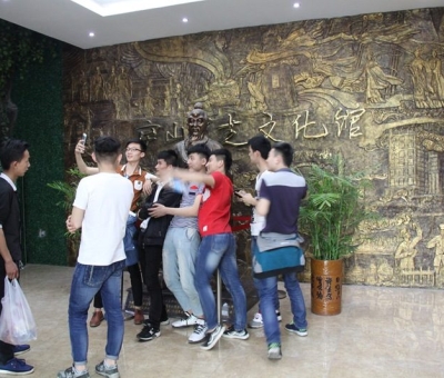 南昌建筑工程技工學(xué)校師生在仙客來學(xué)習“雙創(chuàng)”經(jīng)驗、分享“雙創(chuàng)”精神