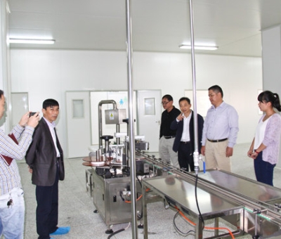 仙客來公司榮獲首批“國家林業(yè)重點(diǎn)龍頭企業(yè)”授牌儀式在仙客來公司舉行