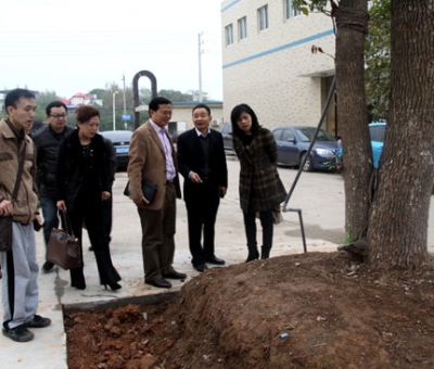 九江市人社局領(lǐng)導(dǎo)在仙客來公司調(diào)研人才工作